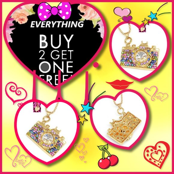 📷 Crystal Rhinestone Camera Chain Necklace📸 - Picture 1 of 11